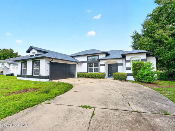 1448 Hollyhock Street , Deltona, FL 32725