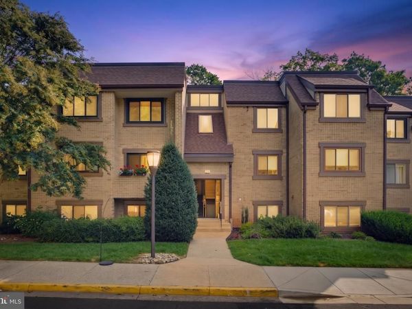 1657 PARKCREST CIRCLE, Unit 201, RESTON, VA 20190