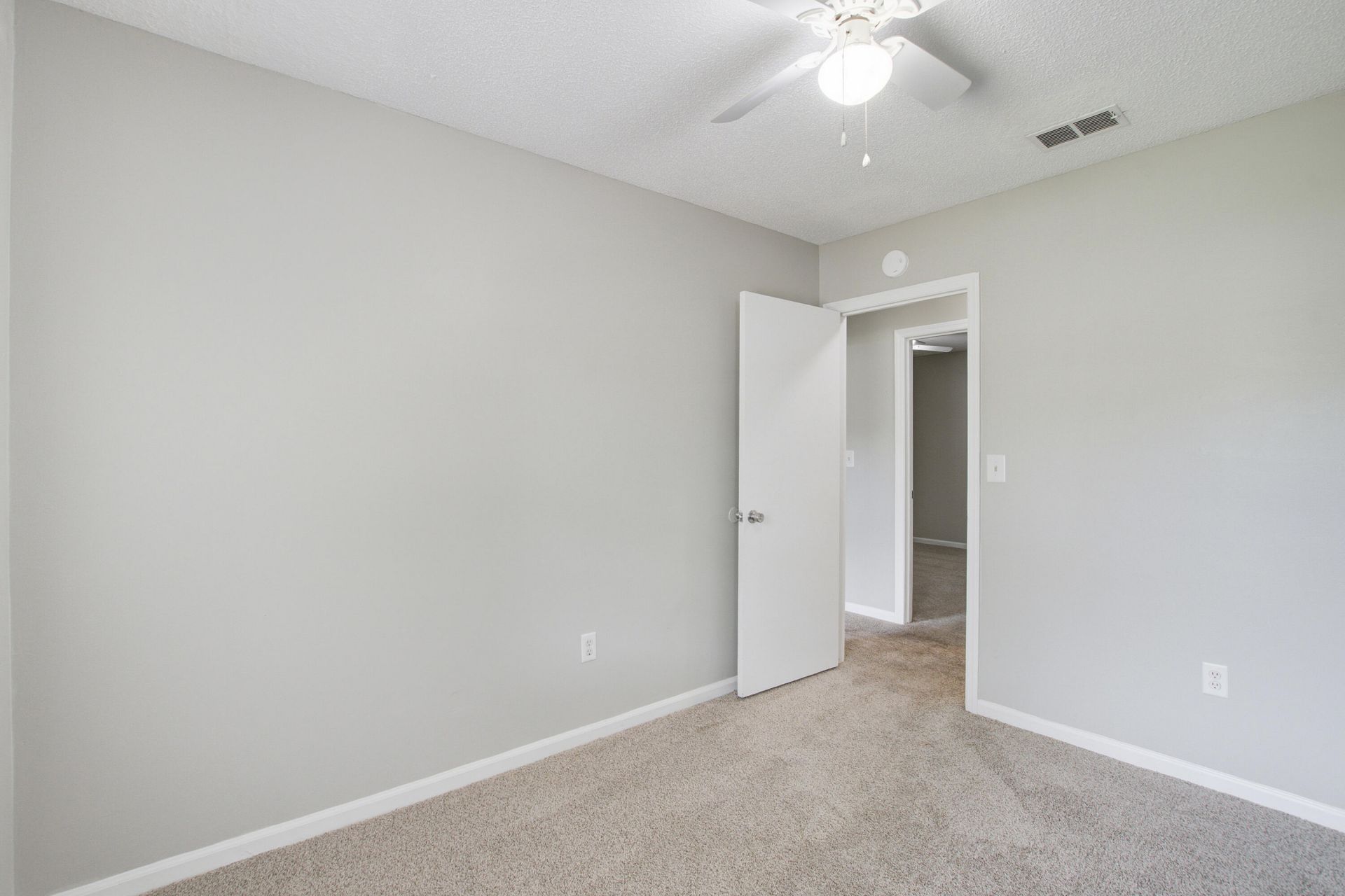 106 Kirk Court Photo 24