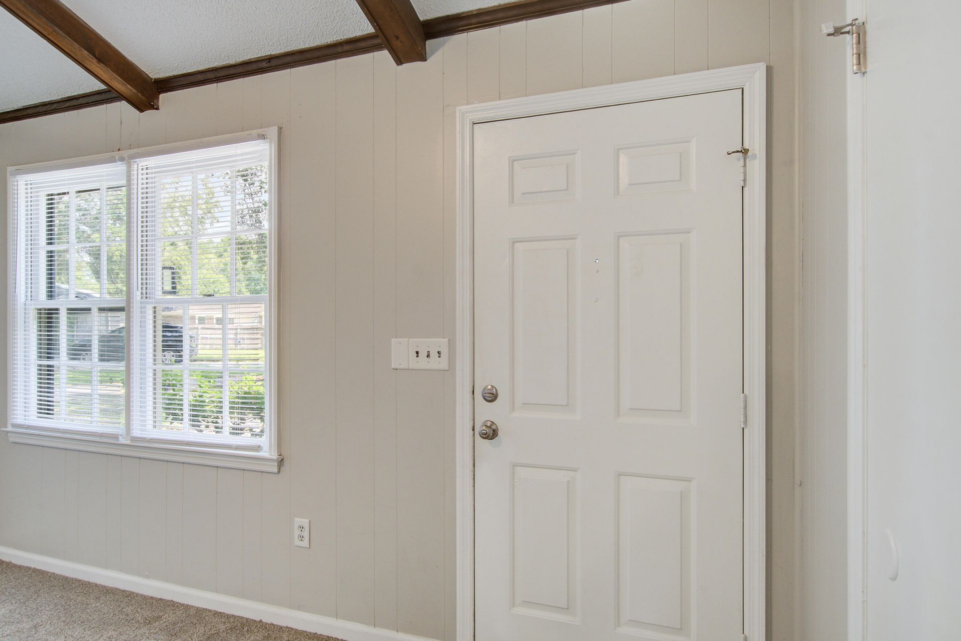 106 Kirk Court Photo 8