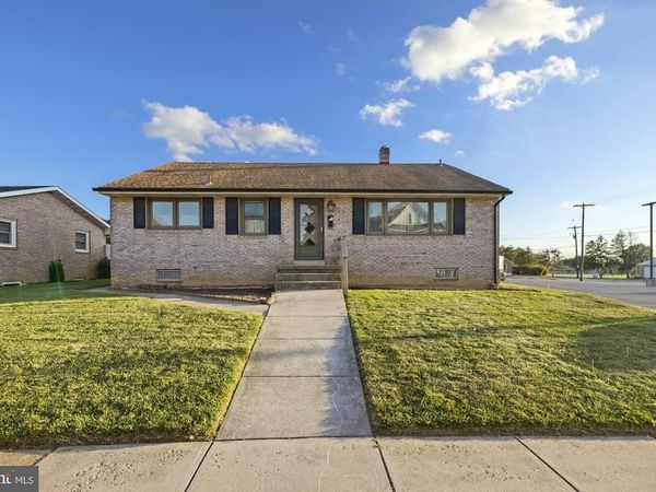 88 SOUTH STREET, HANOVER, PA 17331