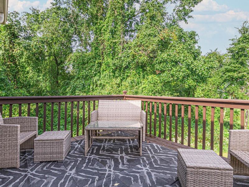 5541 Ridgewood Drive , Cambridge, OH 43725 Photo 3