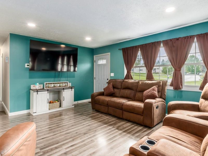 5541 Ridgewood Drive , Cambridge, OH 43725 Photo 8