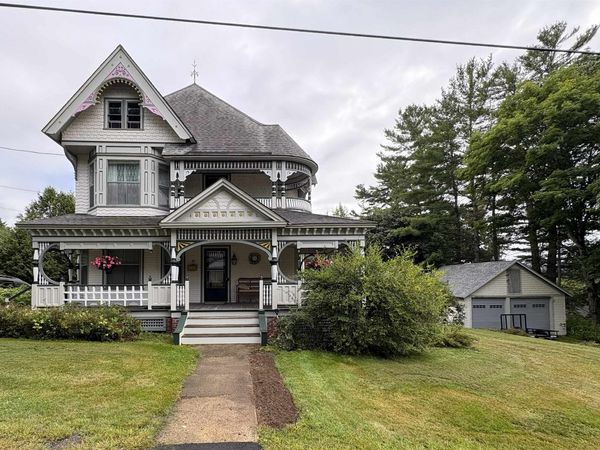 89 Bunker Hill Street, Lancaster, NH 03584