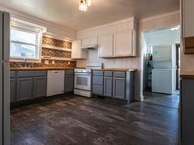 682 Jackson Street, Nelsonville, OH 45764 Photo 8