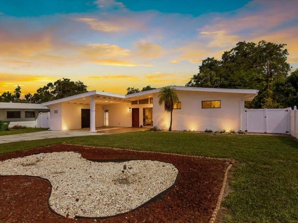 2921 WOOD STREET , SARASOTA, FL 34237