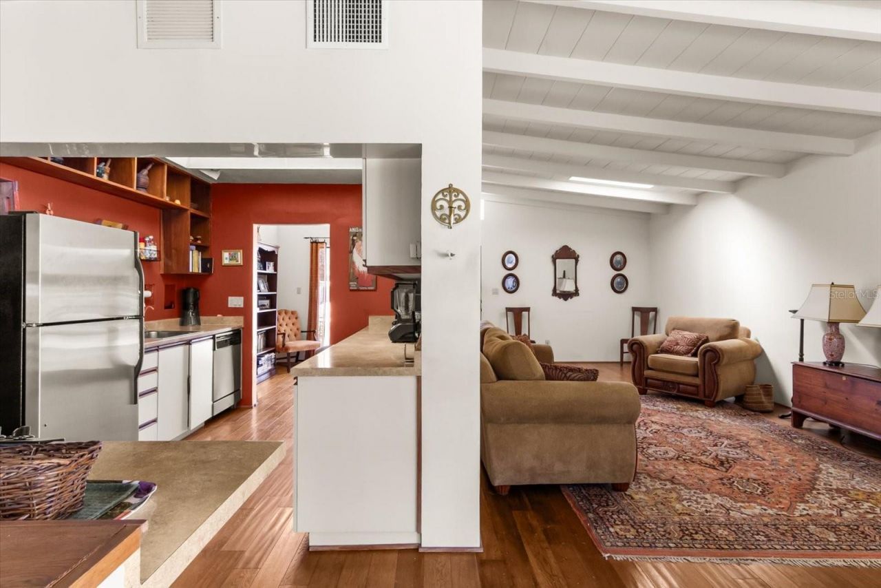 2921 Wood Street , Sarasota, FL 34237 Photo