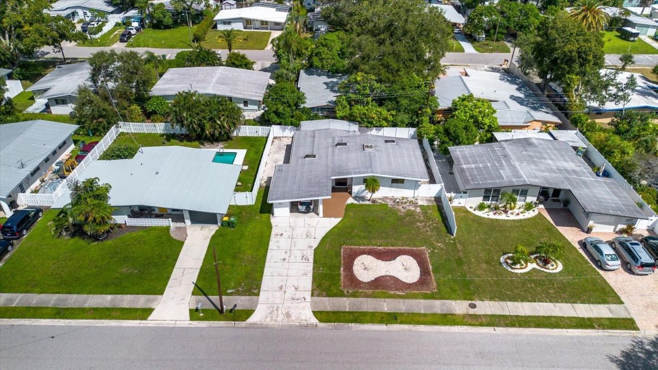 2921 Wood Street , Sarasota, FL 34237 Photo