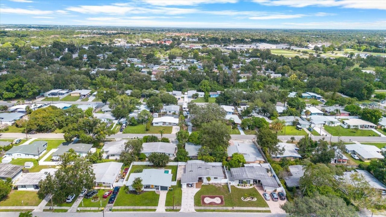 2921 Wood Street , Sarasota, FL 34237 Photo