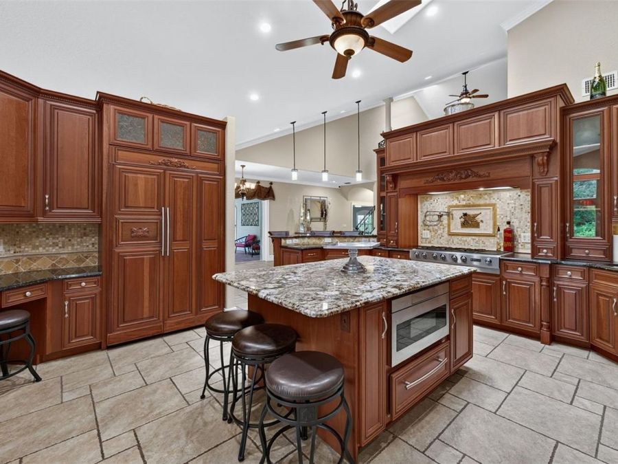 Property Image 37