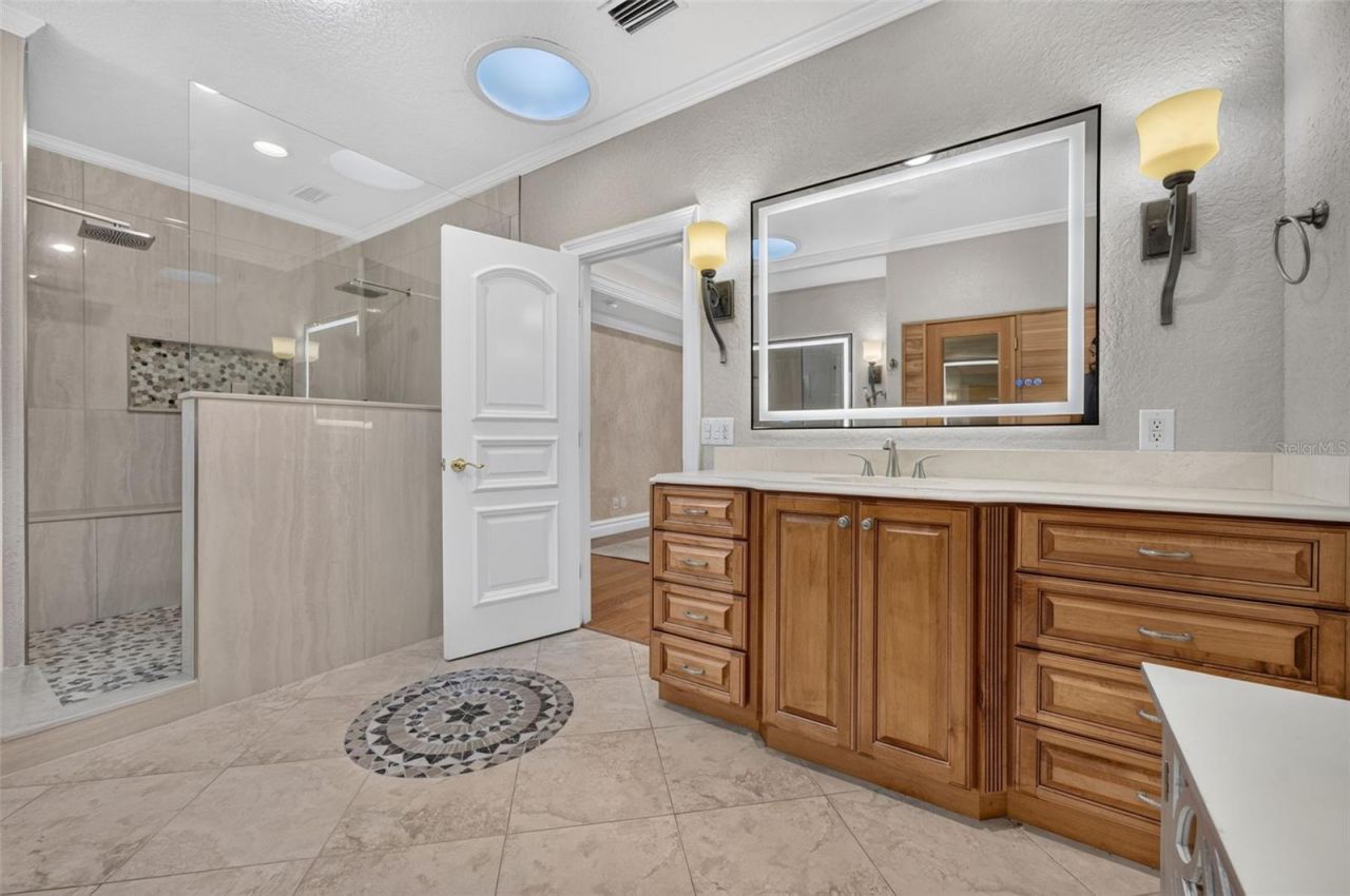 817 Hail Court, Port Orange, FL 32127 Photo