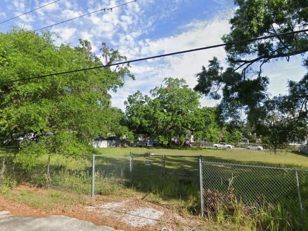 10202 BRYAN ROAD , TAMPA, FL 33610