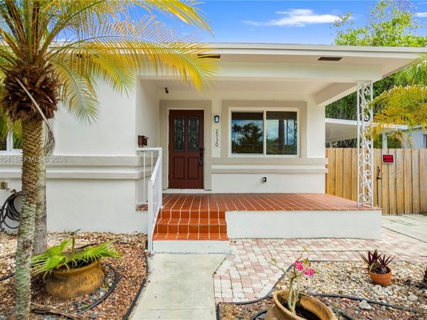 2530 Fillmore St , Hollywood, FL 33020