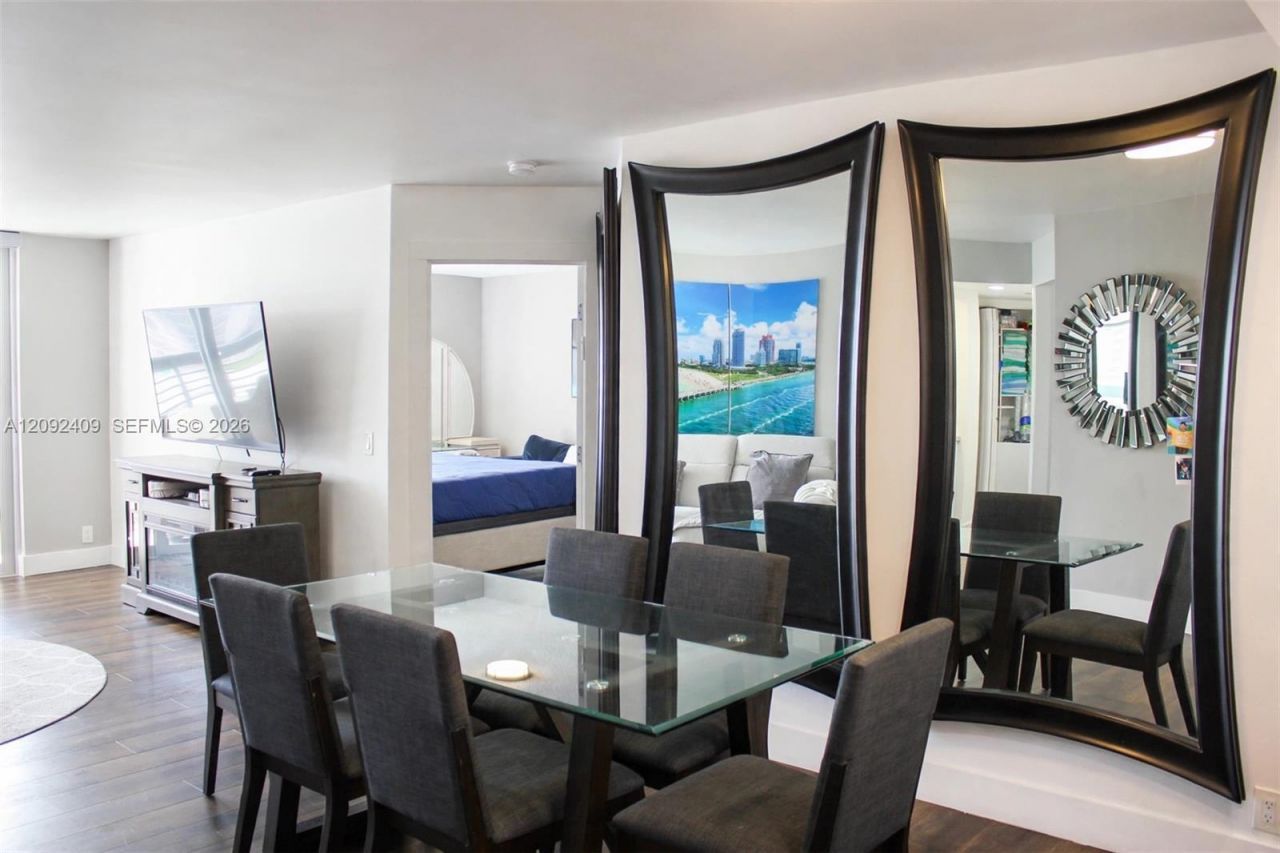 3500 Mystic Pointe Dr , Unit 1907, Aventura, FL 33180 Photo