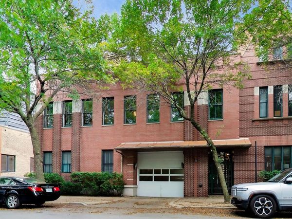 1235 W George Street, Unit 106, Chicago, IL 60657