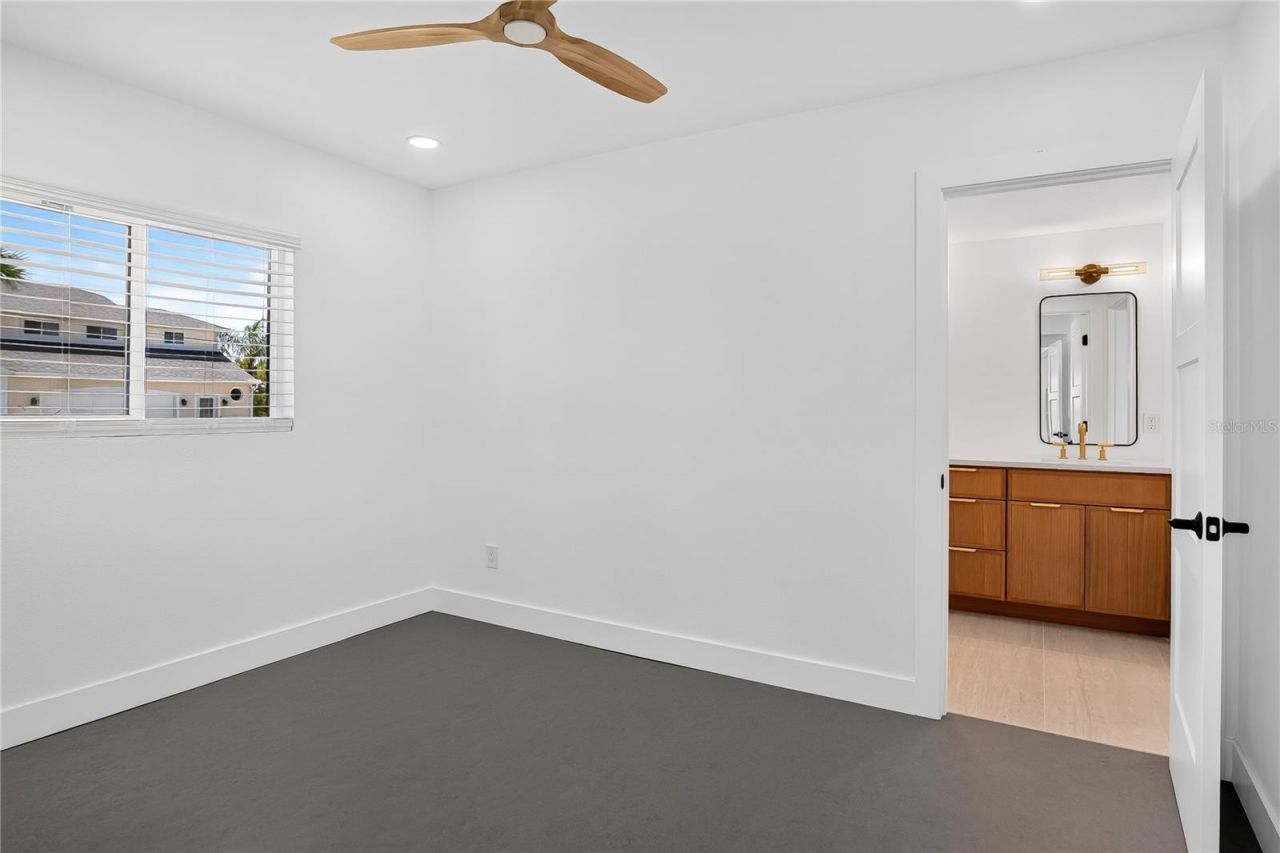 1 Watts Drive, New Smyrna Beach, FL 32169 Photo