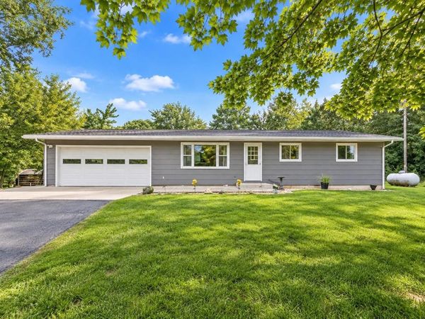W10286 County Road O, Portage, WI 53901