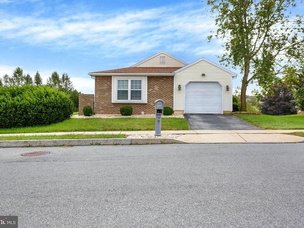 6295 S HIGHLANDS CIRCLE , HARRISBURG, PA 17111