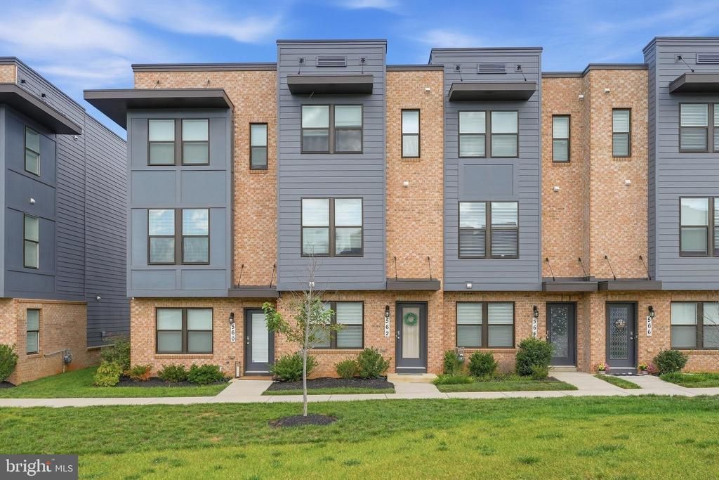 562 BANQUET LANE, FREDERICK, MD 21701