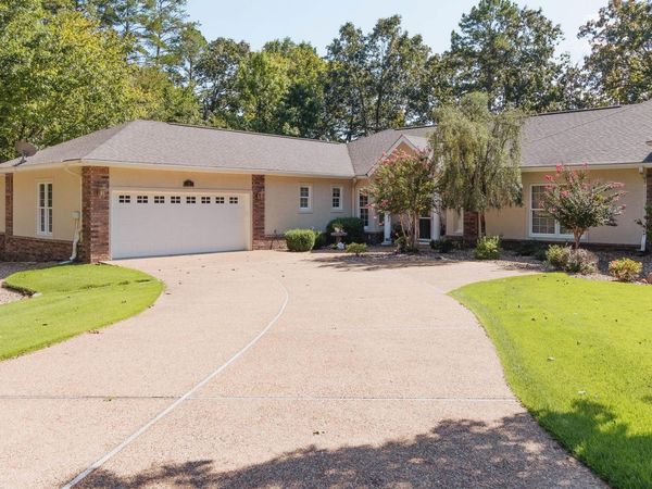5 Risco Ct Court, Hot Springs Village, AR 71909