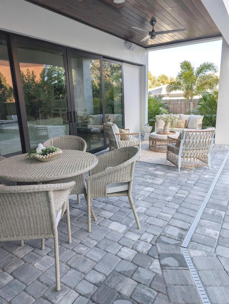 2110 Michele Drive, Sarasota, FL 34231 Photo