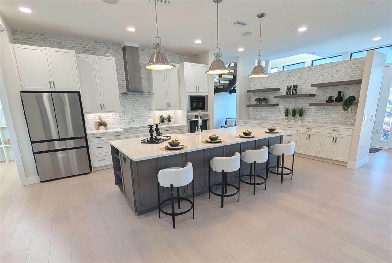 2110 Michele Drive, Sarasota, FL 34231 Photo