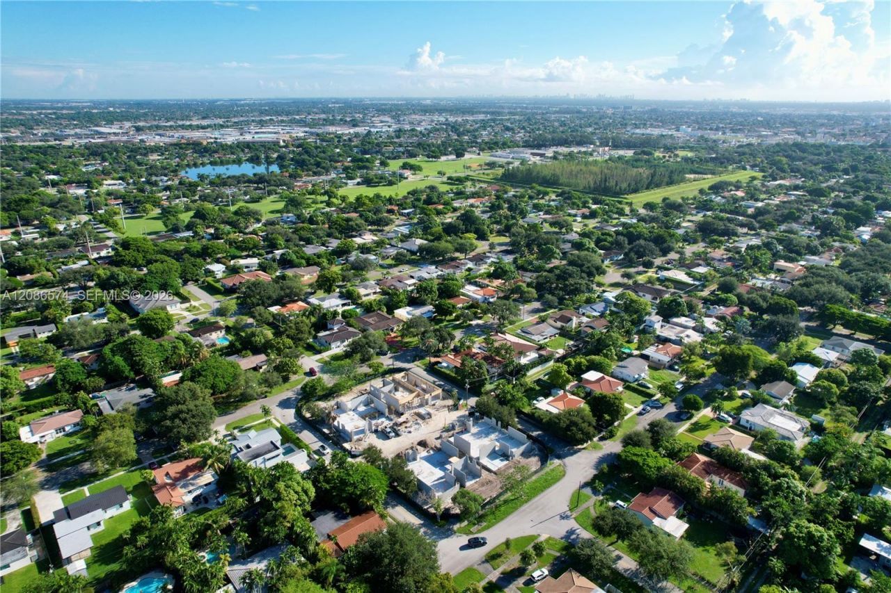 1101 Wren Ave , Miami Springs, FL 33166 Photo
