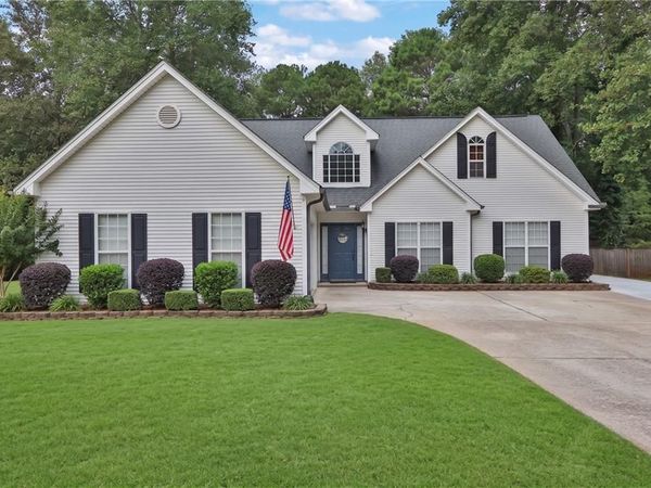 4046 River Elan Drive, Gainesville, GA 30507