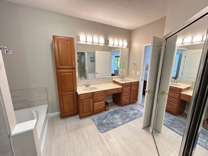 4357 Black Oak Lane, Mason, OH 45040 Photo 13