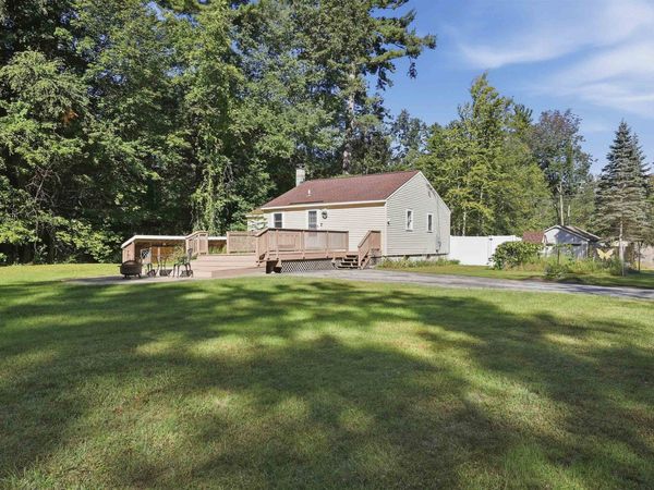 24 Longa Road, Merrimack, NH 03054