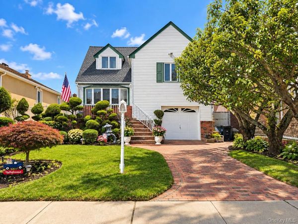162-18 96th Street , Howard Beach, NY 11414