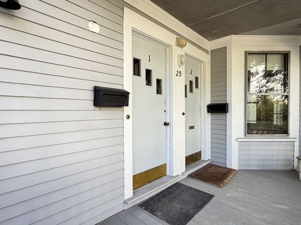 29 Greene St, Unit 1, Somerville, MA 02143
