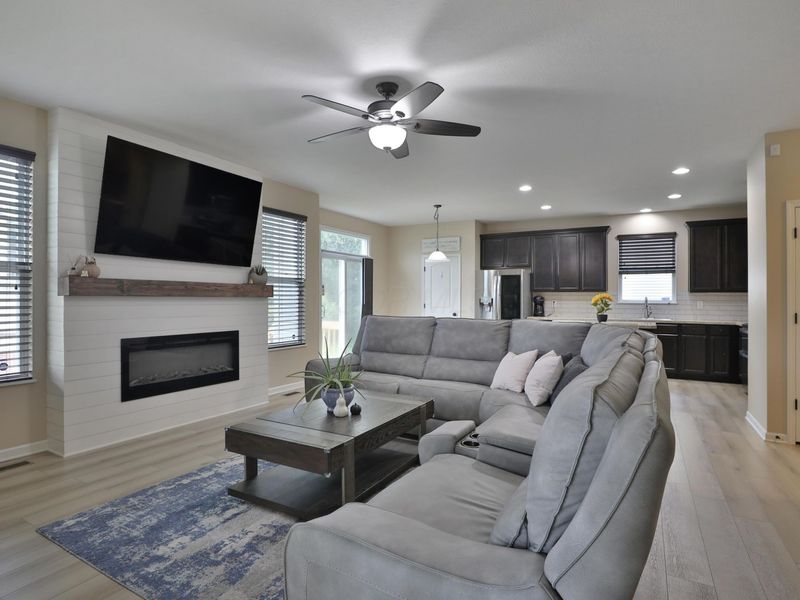 305 Lillian Drive, Pickerington, OH 43147 Photo 16