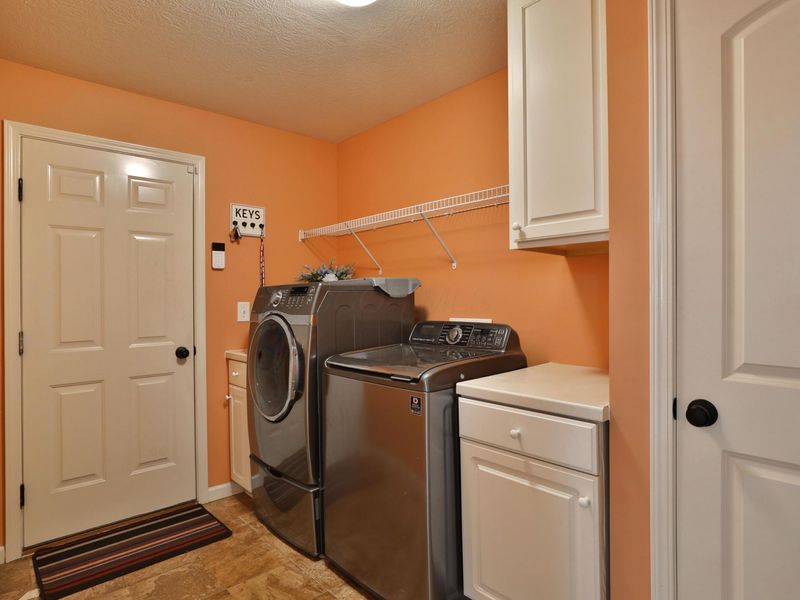 305 Lillian Drive, Pickerington, OH 43147 Photo 24