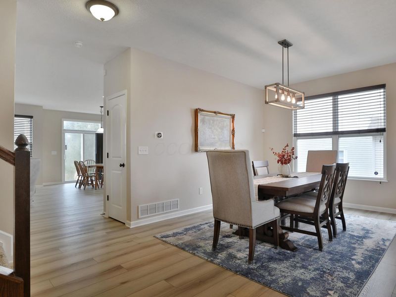 305 Lillian Drive, Pickerington, OH 43147 Photo 8