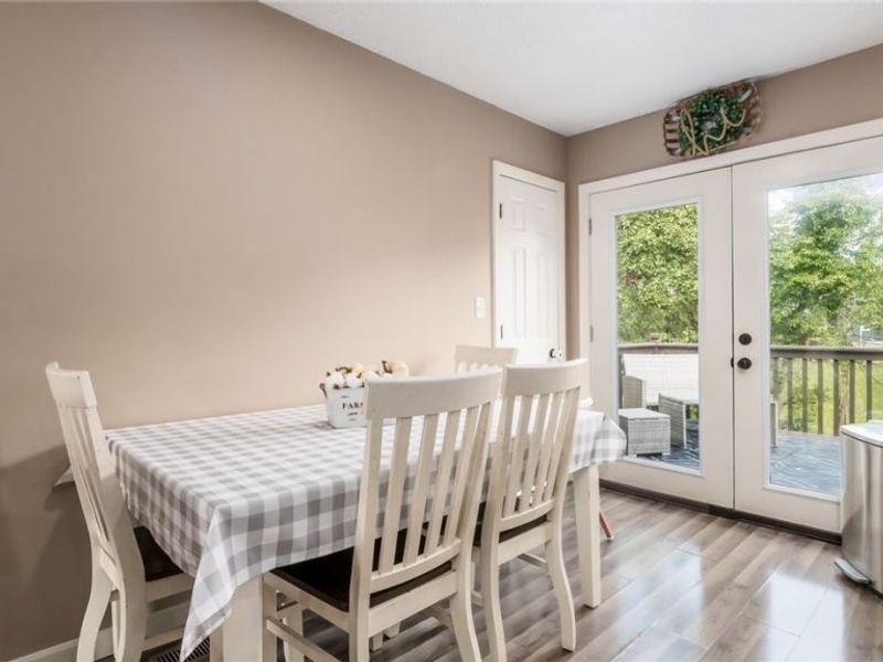 5541 Ridgewood Drive, Cambridge, OH 43725 Photo 16