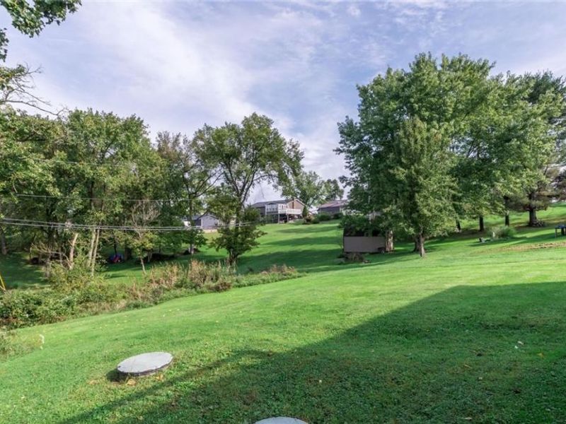 5541 Ridgewood Drive, Cambridge, OH 43725 Photo 30