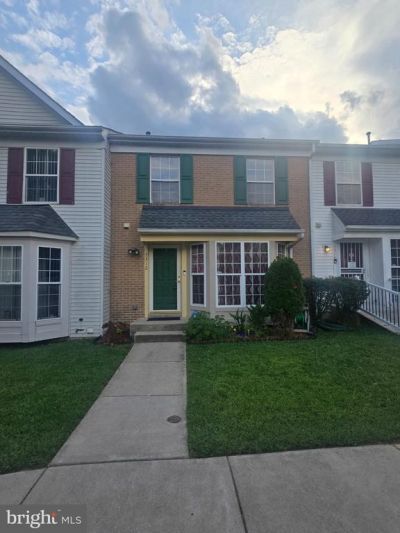 5312 STONEY MEADOW DRIVE, DISTRICT HEIGHTS, MD 20747