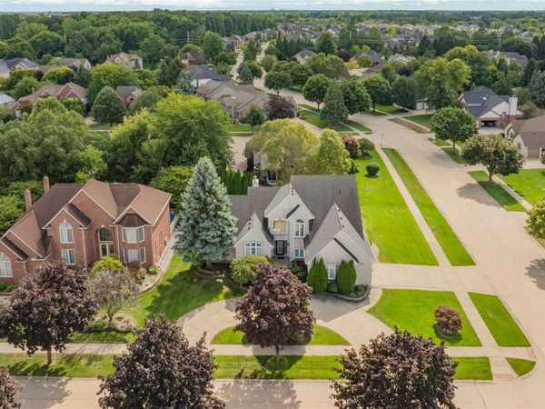 4830 Homestead Drive, Sterling Heights, Mi 48314