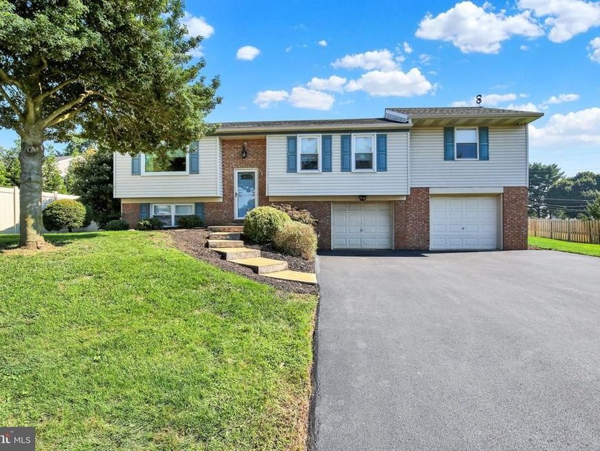 1031 Stellar Drive, Mount Joy, PA 17552 Main Photo