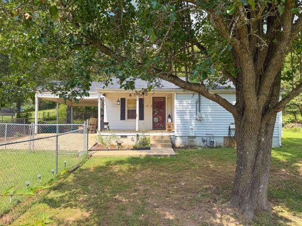 748 Powdermill Hill Rd , Lawrenceburg, TN 38464