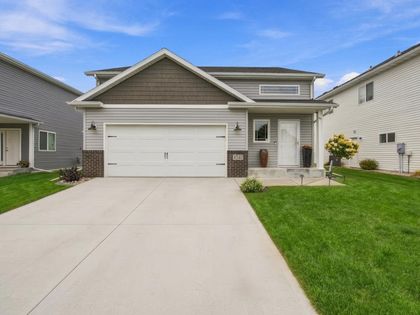 4541 13th Street S Moorhead, MN 56560