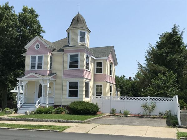 199 Burrill Street, Unit 2, Swampscott, MA 01907
