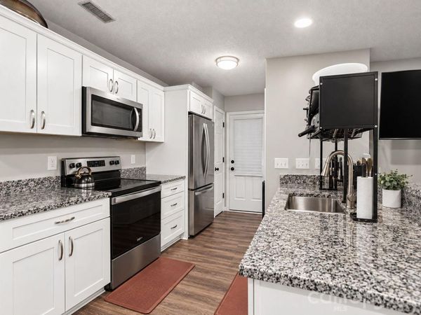 8324 Russell Road , Charlotte, NC 28262