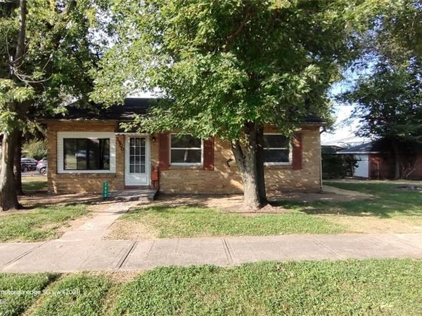 2800 Winwood Avenue, Moraine, OH 45439