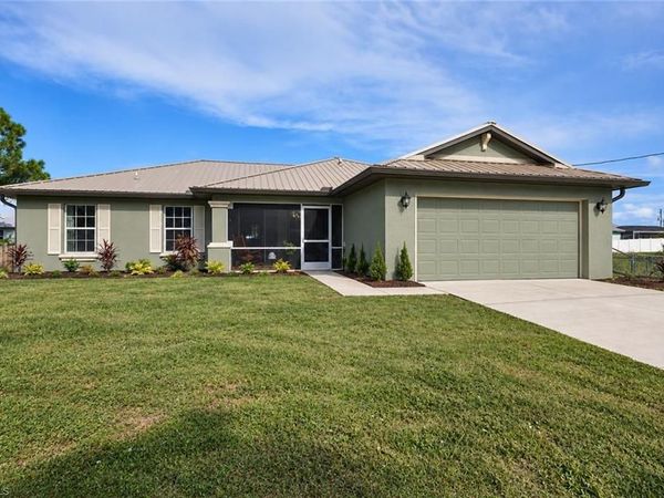 2407 Claude AVE N, LEHIGH ACRES, FL 33971