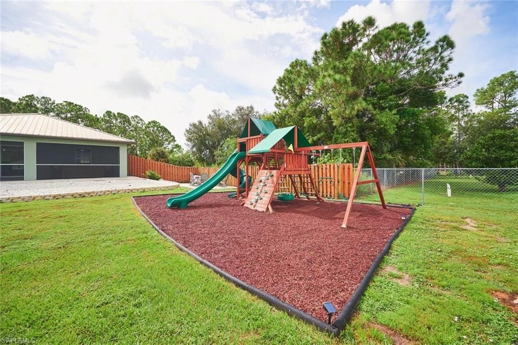 2407 Claude Ave N, Lehigh Acres, FL 33971 Photo