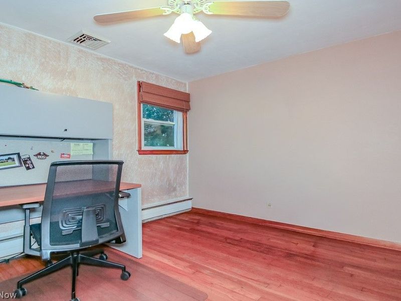944 Larkridge Avenue, Youngstown, OH 44512 Photo 17