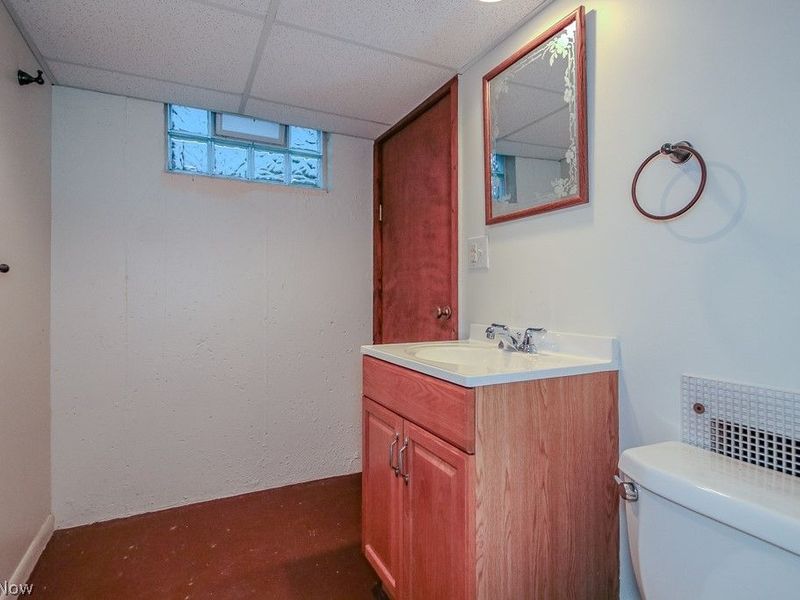 944 Larkridge Avenue, Youngstown, OH 44512 Photo 23