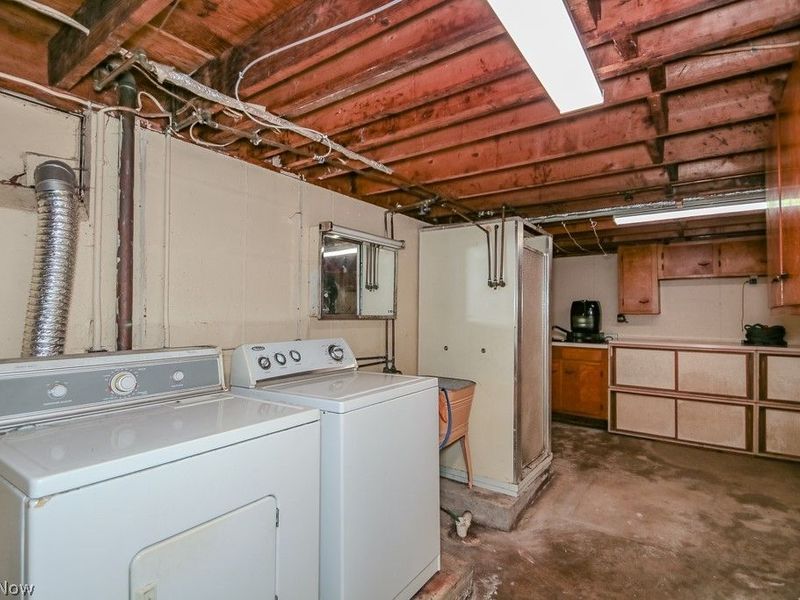 944 Larkridge Avenue, Youngstown, OH 44512 Photo 24